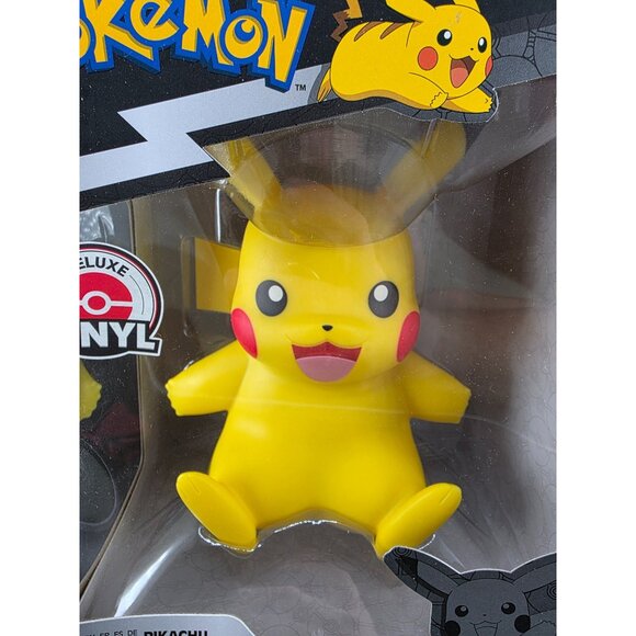 Pokémon Select Pikachu Vinyl Figure  Series 1  Deluxe Collectible For Kids & Fan - Picture 2 of 7